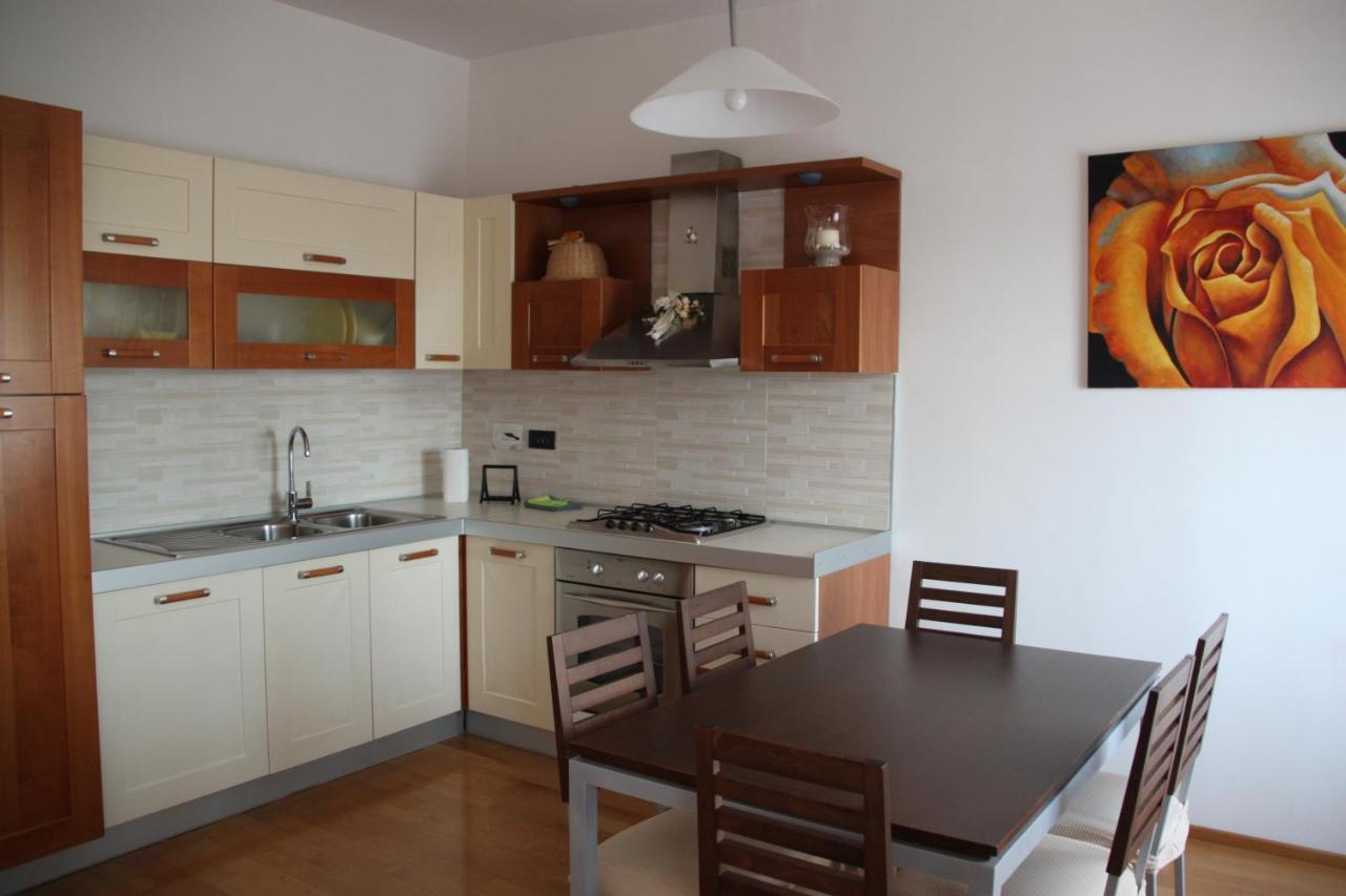 Apartamento Casa Elena Asís Exterior foto
