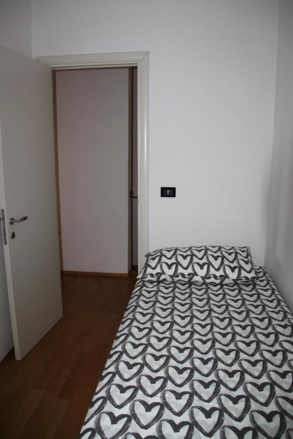Apartamento Casa Elena Asís Exterior foto